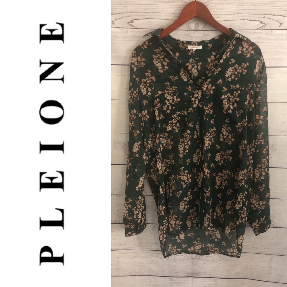 Pleione Women’s Floral Long Sleeve Top